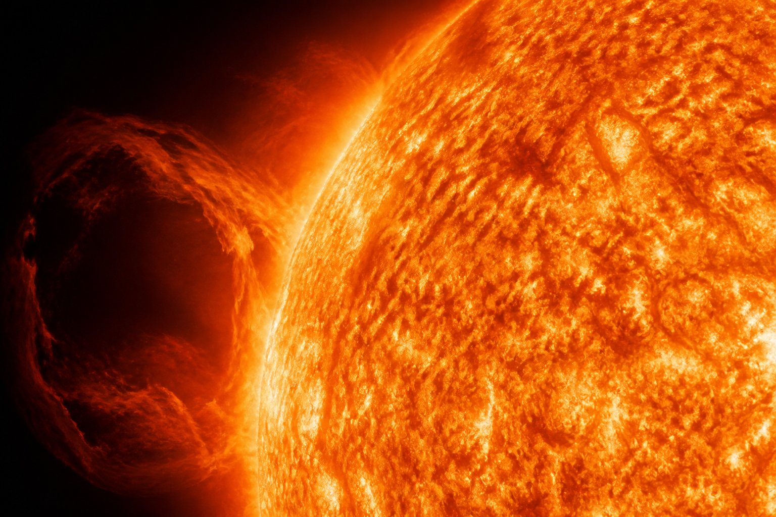 Active radio Sun